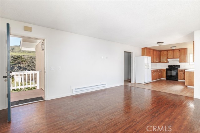 Detail Gallery Image 21 of 44 For 2023 Circle, Cayucos,  CA 93430 - 5 Beds | 3 Baths