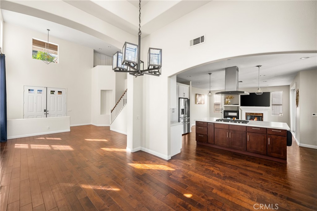 Cbee1ee3 1acf 45bc Aa8d E100e106bb40