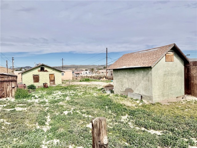 Detail Gallery Image 9 of 18 For 29117 Arrowhead, Barstow,  CA 92311 - 4 Beds | 3 Baths