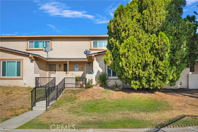 Detail Gallery Image 1 of 36 For 3700 Mountain Ave 2d,  San Bernardino,  CA 92404 - 2 Beds | 1/1 Baths