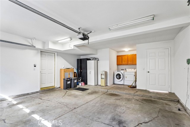 15908 Halldale, B photo 33