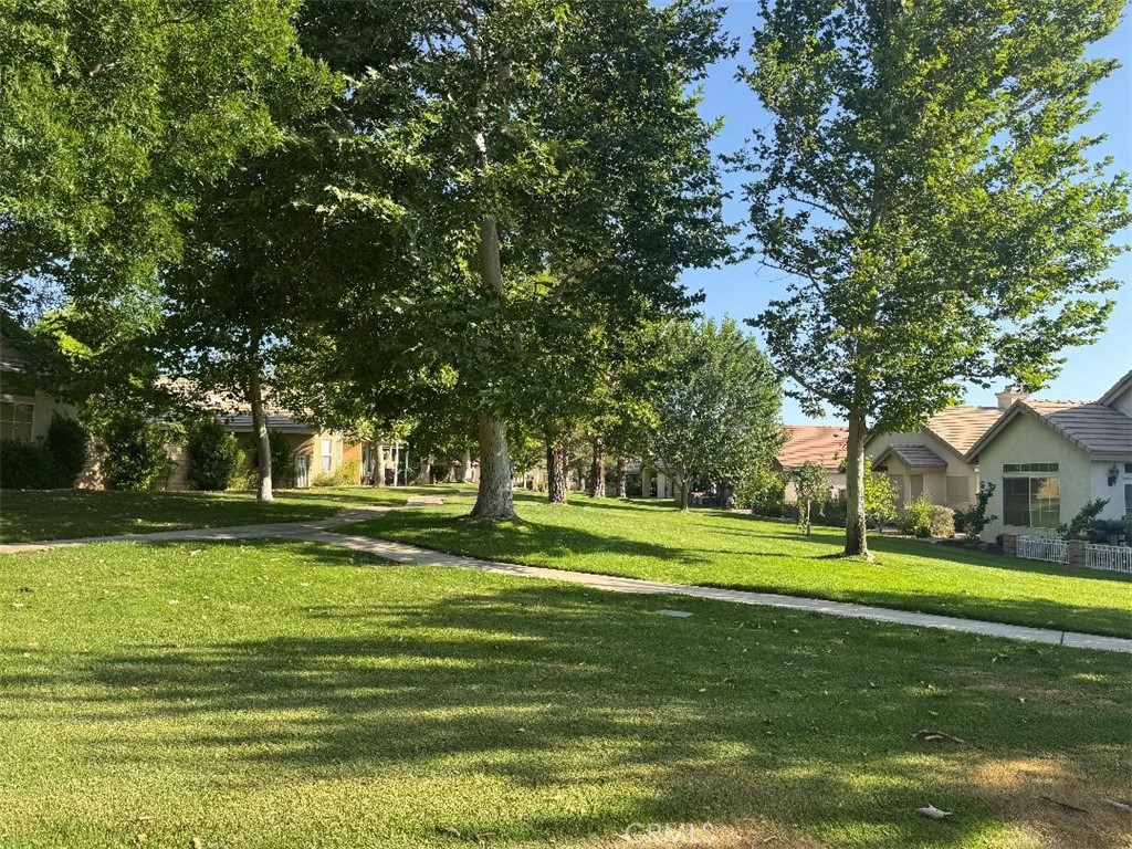https://media.crmls.org/medias/cbef3b43-d091-4a6d-82d6-5a38032a2210.jpg?preset=X-Large