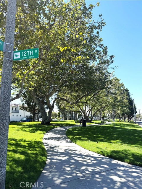 Detail Gallery Image 36 of 36 For 320 12th St #5,  Seal Beach,  CA 90740 - 2 Beds | 1/1 Baths