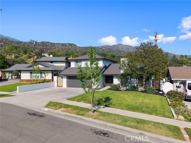 Detail Gallery Image 5 of 55 For 348 N Mountain, Monrovia,  CA 91016 - 4 Beds | 2/1 Baths