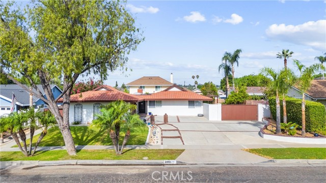 Detail Gallery Image 1 of 1 For 2419 Hartford Ave, Fullerton,  CA 92835 - 4 Beds | 3 Baths