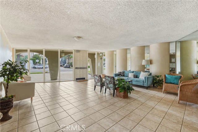 Detail Gallery Image 27 of 29 For 3737 E 2nd St #301,  Long Beach,  CA 90803 - 3 Beds | 2 Baths