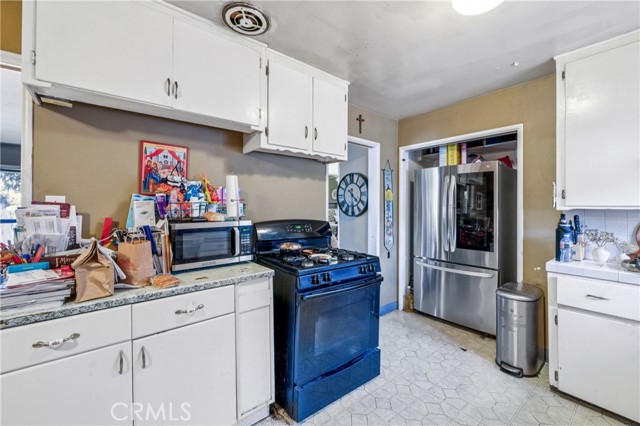 Detail Gallery Image 18 of 27 For 13701 Russell, Whittier,  CA 90602 - 4 Beds | 2 Baths