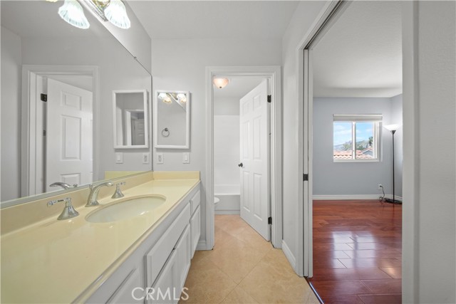 11 Mandevilla, Rancho Santa Margarita CA: https://media.crmls.org/medias/cbf99b4f-a113-41a8-aca5-6cfb74878460.jpg