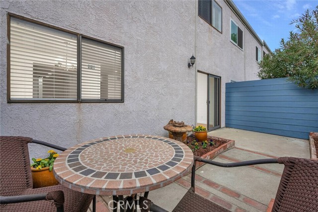 Detail Gallery Image 24 of 33 For 21333 Lassen St 2k,  Chatsworth,  CA 91311 - 2 Beds | 1/1 Baths