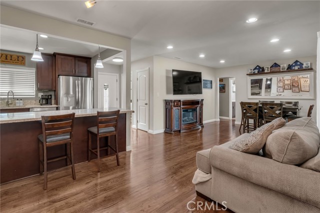 Detail Gallery Image 13 of 53 For 15309 Jenkins Dr, Whittier,  CA 90604 - 4 Beds | 2 Baths