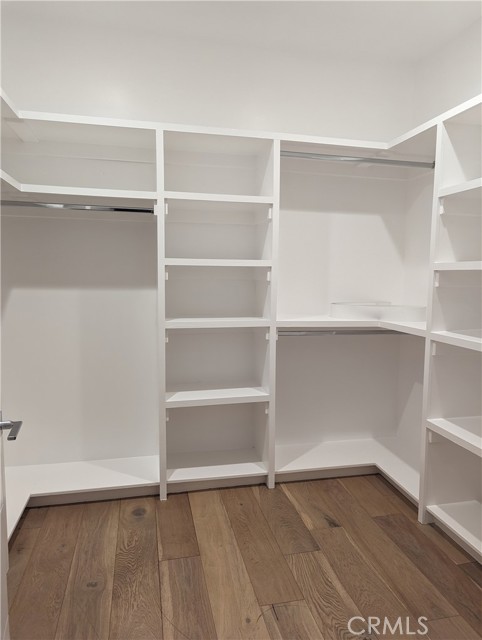 Detail Gallery Image 12 of 18 For 8254 Sharuzi Ln, Northridge,  CA 91325 - 3 Beds | 2/1 Baths