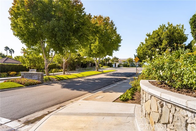 2815 Blue Water Drive, Corona del Mar CA: https://media.crmls.org/medias/cbfc3d6b-dc3e-4280-8ef8-f2c142454300.jpg