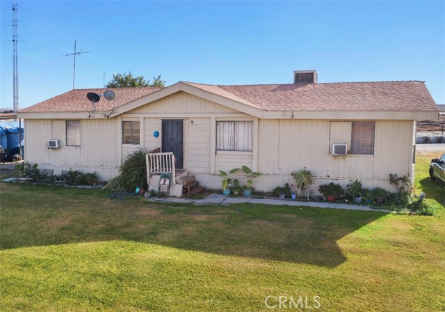 4645 Ave 120, Corcoran CA: https://media.crmls.org/medias/cbfc88e8-bff5-4738-aeff-871eb4b65685.jpg