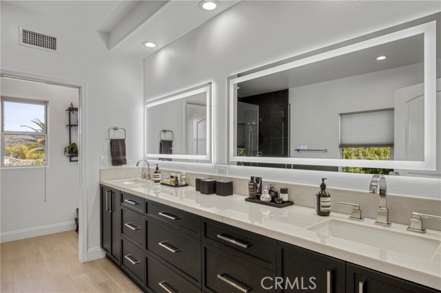 Detail Gallery Image 25 of 44 For 7439 Dorie Dr, West Hills,  CA 91307 - 5 Beds | 5 Baths