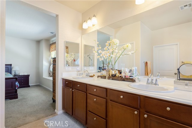 Detail Gallery Image 16 of 33 For 29338 Fall River Ln, Menifee,  CA 92584 - 4 Beds | 2/1 Baths