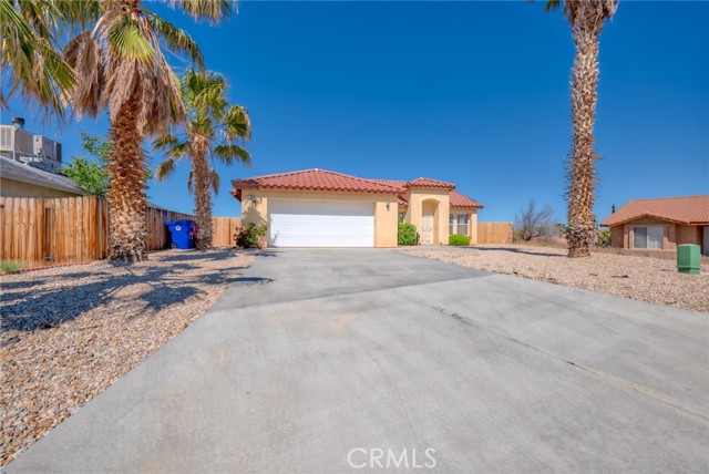 Detail Gallery Image 3 of 27 For 7732 Taos Ct, Yucca Valley,  CA 92284 - 4 Beds | 2 Baths