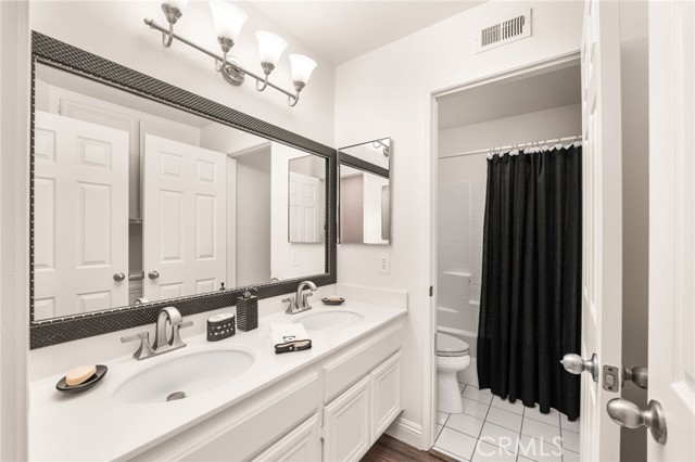 Detail Gallery Image 33 of 53 For 14528 Oxer Ct, Fontana,  CA 92336 - 4 Beds | 3 Baths