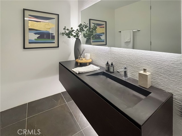9844 Wanda Park Drive, Beverly Hills CA: https://media.crmls.org/medias/cc008681-fab2-4a90-b26e-28e0e6dca2f1.jpg