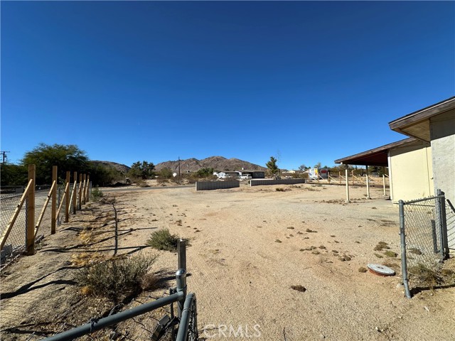 Detail Gallery Image 40 of 40 For 4851 Avenida La Manana, Joshua Tree,  CA 92252 - 3 Beds | 2 Baths