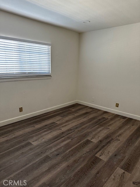 Detail Gallery Image 6 of 8 For 20289 Thunderbird Rd #B,  Apple Valley,  CA 92307 - 2 Beds | 2 Baths