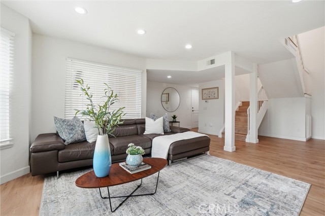 Detail Gallery Image 11 of 50 For 2337 Grandwood, Fullerton,  CA 92833 - 3 Beds | 2/1 Baths