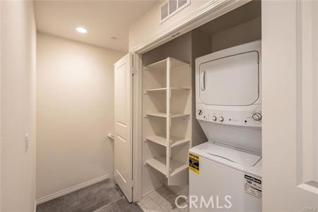 Detail Gallery Image 9 of 18 For 120 S Pacific Ave #39,  Santa Ana,  CA 92703 - 4 Beds | 3/1 Baths