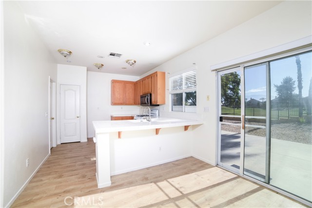 Detail Gallery Image 10 of 37 For 14810 Pete Dye St, Moreno Valley,  CA 92555 - 3 Beds | 2/1 Baths