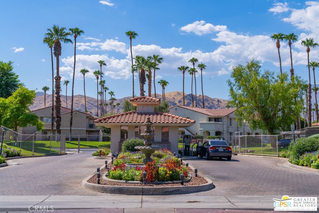505 S Farrell Drive #H44