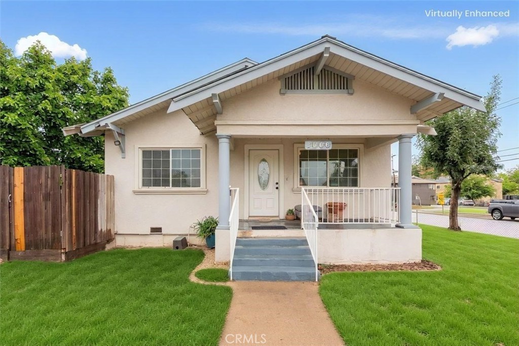3006 E Mckenzie