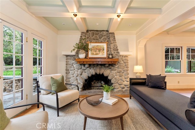 Detail Gallery Image 22 of 74 For 354 N Canon Ave, Sierra Madre,  CA 91024 - 4 Beds | 3/1 Baths