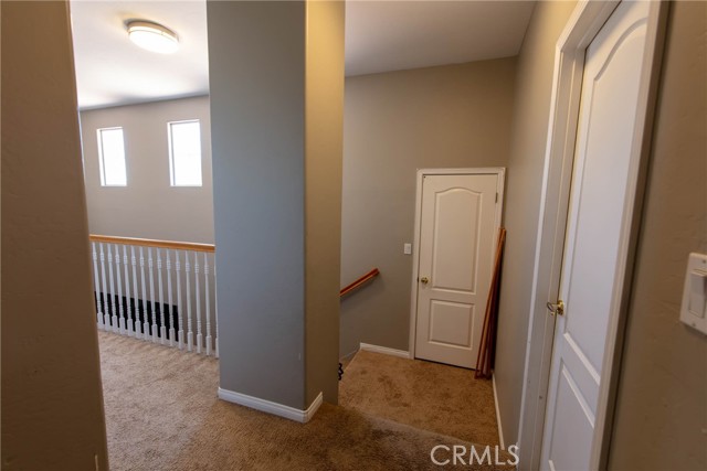 803 Mountain Park Drive, Bakersfield CA: https://media.crmls.org/medias/cc088396-f3d1-44ba-b812-84b2839d5cb5.jpg
