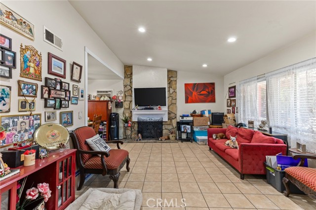 19121 Galatina Street, Rowland Heights CA: https://media.crmls.org/medias/cc090b8c-4c5b-41d2-a67c-a2e15821a80b.jpg