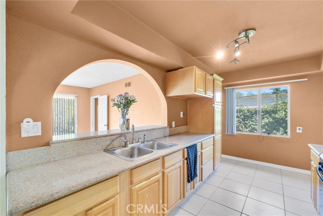 Detail Gallery Image 8 of 27 For 4301 Howard Ave, Los Alamitos,  CA 90720 - 3 Beds | 2 Baths