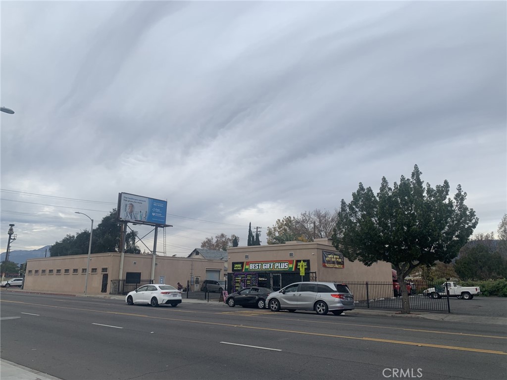 694 W Base Line Street, San Bernardino, CA 92410