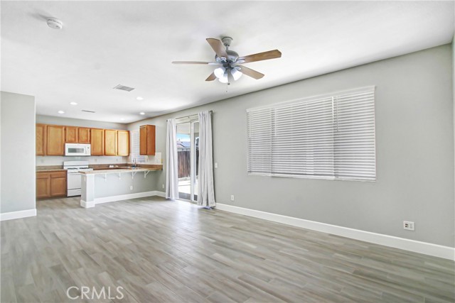 Detail Gallery Image 4 of 19 For 11841 Gage, Rancho Cucamonga,  CA 91730 - 3 Beds | 2/1 Baths