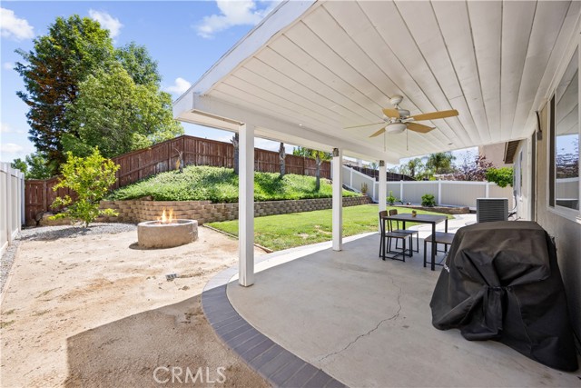 26811 Country View Court, Menifee CA: https://media.crmls.org/medias/cc0afc91-9244-4636-8554-4c529fbf37d1.jpg