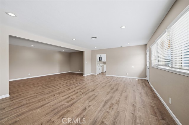 Detail Gallery Image 6 of 39 For 2449 Rancho, Riverside,  CA 92507 - 4 Beds | 3 Baths