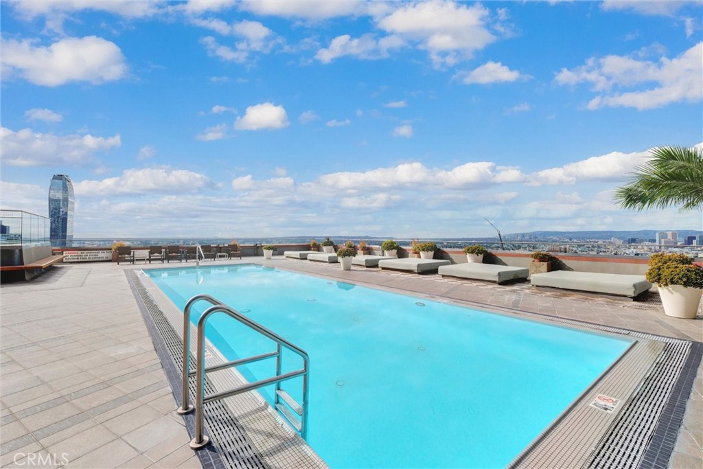 MLS #DW25268165 image #40