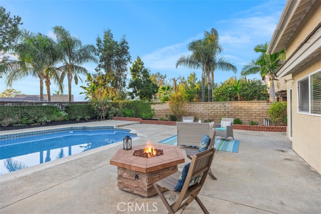 Detail Gallery Image 26 of 49 For 21031 Shadow Rock Ln, Rancho Santa Margarita,  CA 92679 - 4 Beds | 3 Baths