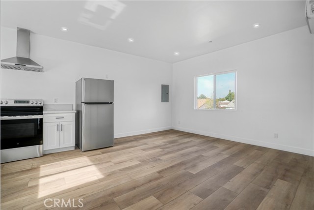 Detail Gallery Image 44 of 52 For 7909 Aldea Ave, Lake Balboa,  CA 91406 - – Beds | – Baths