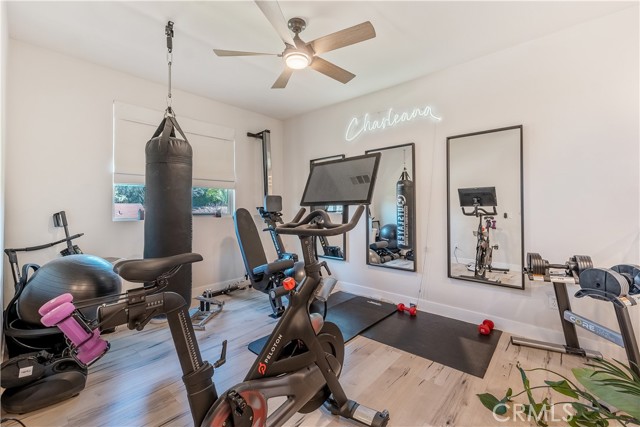 Detail Gallery Image 32 of 39 For 17065 Cantlay, Lake Balboa,  CA 91406 - 4 Beds | 3 Baths