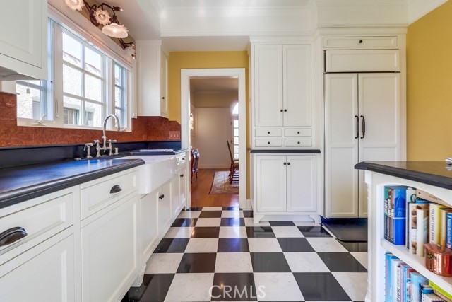 1239 S Patton Avenue, San Pedro CA: https://media.crmls.org/medias/cc0cf465-a3f1-430d-a4f6-3bd873a1fc3b.jpg
