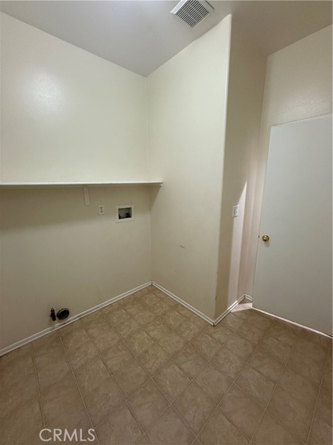 13590 Fox Point Road, Victorville CA: https://media.crmls.org/medias/cc0dcc58-0e23-4210-8548-d3965fe0b8eb.jpg