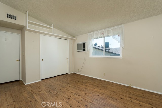 3614 Burritt Way, Glendale CA: https://media.crmls.org/medias/cc0e9773-344d-4a37-abdd-5e7361bb05b8.jpg