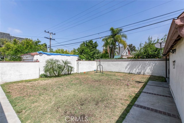 533 Hawthorne Street, Glendale CA: https://media.crmls.org/medias/cc0ec6cc-b8b0-4e50-bfb1-dc2dded598bb.jpg