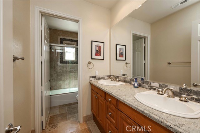 Detail Gallery Image 34 of 41 For 36505 Calle De Lobo, Murrieta,  CA 92562 - 4 Beds | 4/1 Baths