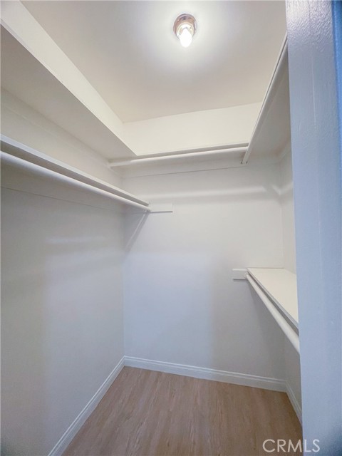 Detail Gallery Image 20 of 52 For 15248 Dickens St #105,  Sherman Oaks,  CA 91403 - 2 Beds | 2 Baths