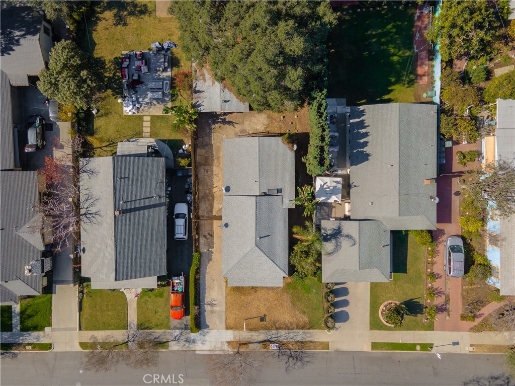 https://media.crmls.org/medias/cc108d12-7329-421b-a8cc-9d984e1b1dc7.jpg?preset=X-Large