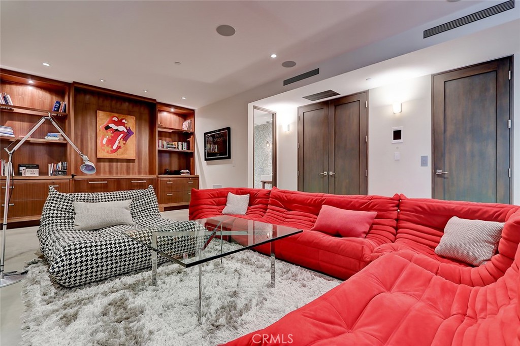 3208 Ocean Drive