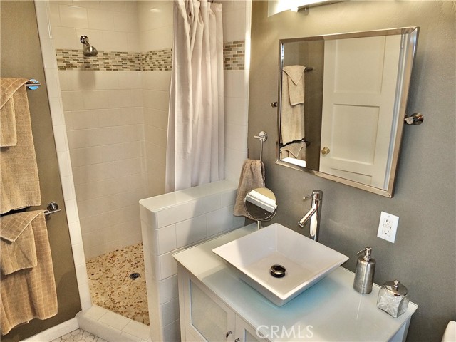 Detail Gallery Image 32 of 32 For 1053 E Cartagena Dr, Long Beach,  CA 90807 - 4 Beds | 5/1 Baths